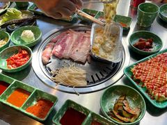 -欧巴炭烤肉오빠숯불구이(南京东路店)