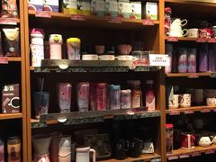 零售区-星巴克臻选(宁波天一广场店)