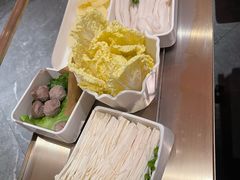 -左庭右院鲜牛肉火锅(七宝领展广场店)