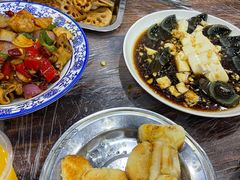 -江城燕子大排档(江汉路步行街店)