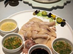 白切文昌鸡-闻见中国海南菜(K11店)
