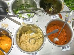 -成都你六姐·牛肉冒菜(信泰中心商场店)