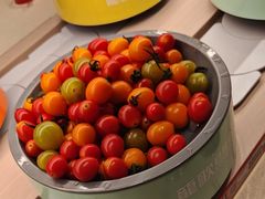 -龍歌自助小火锅(市北台东利群店)