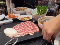 -木槿花韩式炭烤·熟成肉工坊(孙文东路店)