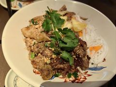 -大头虾越式风味餐厅(光明广场店)