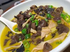 野山菌闷猪肚-辣得叫湘菜(四明店)