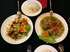 -Neary Khmer Restaurant