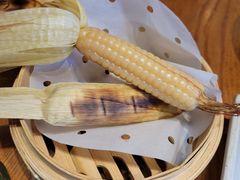 烤玉米-云海肴·汽锅鸡·云南代表菜(天山百盛优客店)