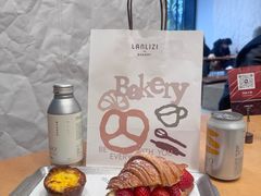 -LANLIZI BAKERY(COSMO店)