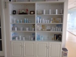 -苗方清颜专业祛痘连锁机构