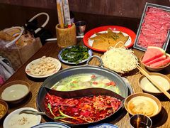 牛肉丸鸳鸯锅-萍姐火锅·公路夜市(打浦桥日月光店)