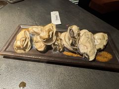 -铭牛烧肉·和牛海鲜自助(高新月牙湖店)