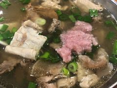 颜色怪异的牛滑-老牌依强牛肉店(达道总店)