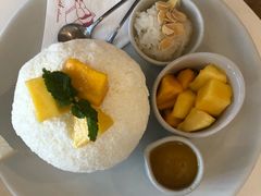 -Cheevit Cheeva(Sirimangkalajarn)