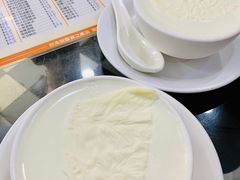 -义顺牛奶公司(新马路老店)