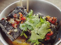 臭豆腐-黑色经典臭豆腐·湖南特产(步行街店)
