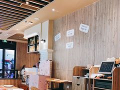 大堂-必胜客(龙泉万达店)
