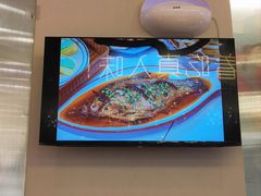 -黄记煌三汁焖锅(新佳丽江汉路店)