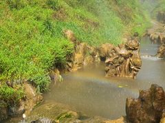 -雪山彩虹谷景区