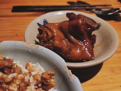 -红猪卤肉饭(大西洋美食城店)