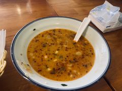 -刘记羊汤·烧饼夹肘子