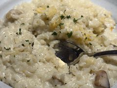 -MONICH牛排融合餐厅(和义大道购物中心店)