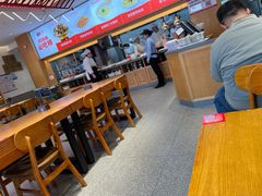-南城香·饭香串香馄饨香(花园北路店)