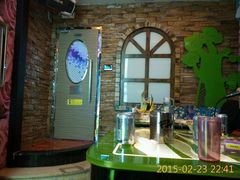 -歌迷量贩KTV(南阳路店)