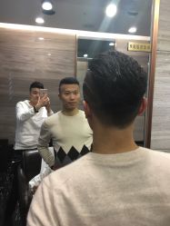-侨治发型