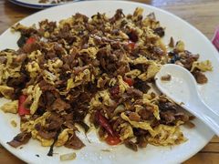 -溢心园香河肉饼总店
