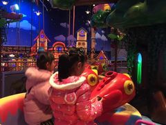 -七彩云南欢乐世界