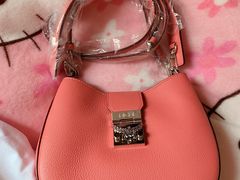 -MCM(比斯特上海购物村店)