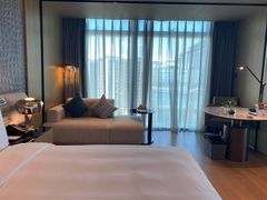 -深圳国际会展中心希尔顿酒店(前海华发冰雪世界店)