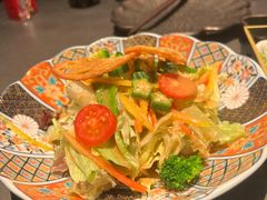 -铭牛烧肉·和牛海鲜自助(高新月牙湖店)