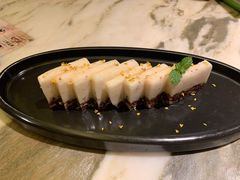 养颜补胶红豆奶-弄堂里(西溪龙湖天街店)