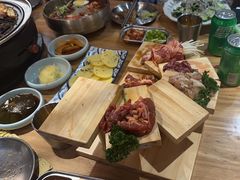 -汉城烤肉(华山路店)