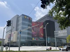 -新田360广场(上海华侨城店)
