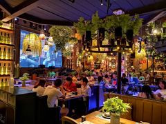 大堂-临界音乐酒馆·小龙虾·江湖菜(华熙LIVE·鱼洞店)