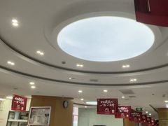 -雅悦齿科(顾村公园店)