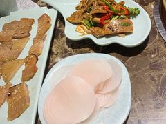 -猪啊牛呀羊啊铜盘烤肉(正大广场店)