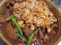 -一品红烧鸭特色川菜(三岔湖店)