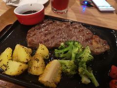 -必胜客(阿罗海店)