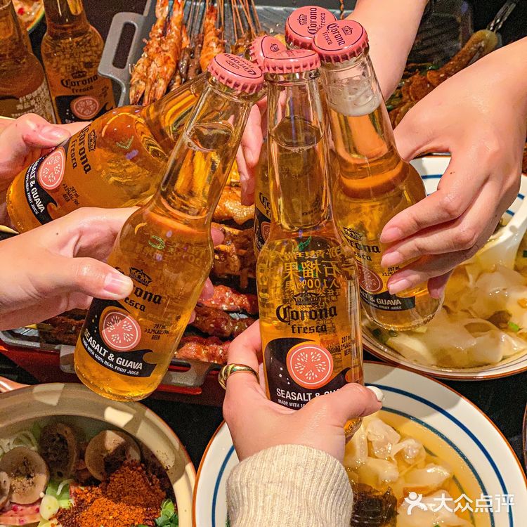 夜宵好去处！你小子是懂拿捏撸串氛围感的🍻