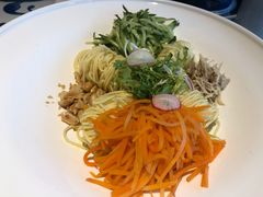 鸡丝拌面-桂满陇天书(南京德基旗舰店)