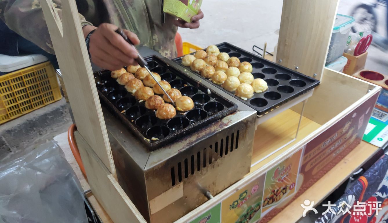 阿叔章鱼小丸子，芳村超赞小吃