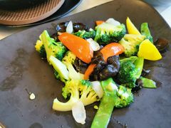 -港丽餐厅(高德置地店)