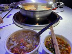 -钢管厂五区小郡肝串串香(滨江店)