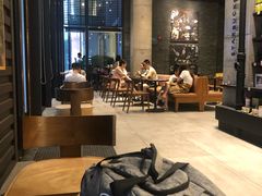 大堂-星巴克臻选(惠州华贸天地1楼店)