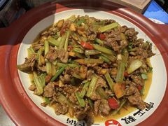 -富正毅三下锅·湘西韵味(天门山索道店)