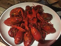 -虾弄弄海派小龙虾·牛羊蝎子火锅